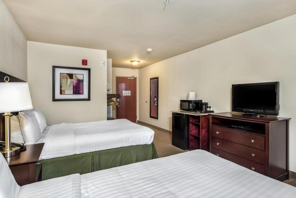 Cobblestone Inn & Suites - Vinton, IA