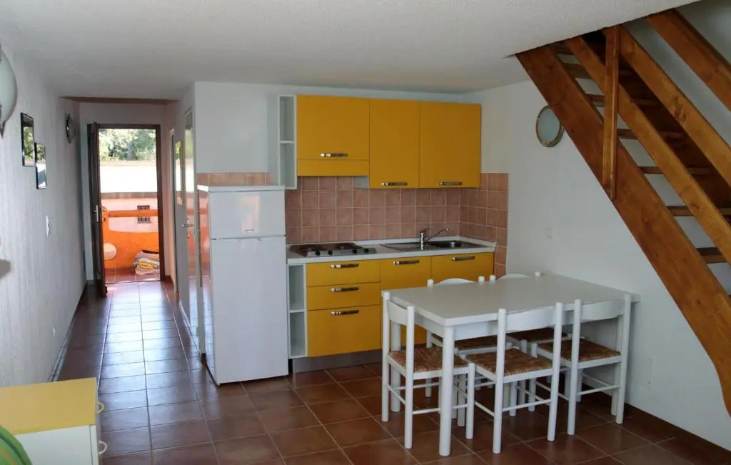 Three-room apartment for 6 people with air conditioning near Porto Vecchio