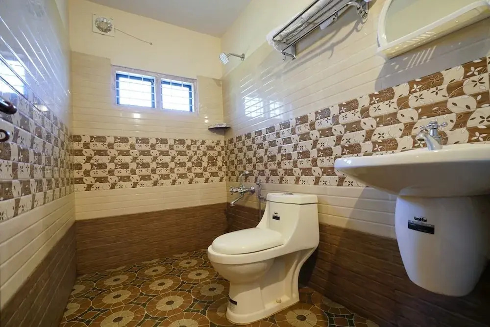 Mackal Residency By OYO Rooms
