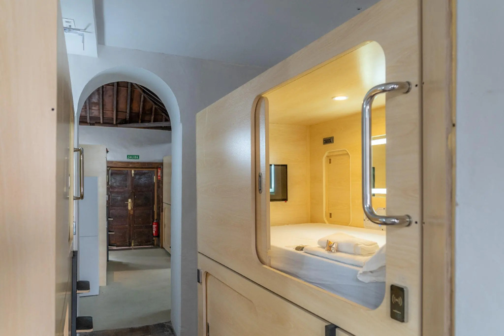HosteLit