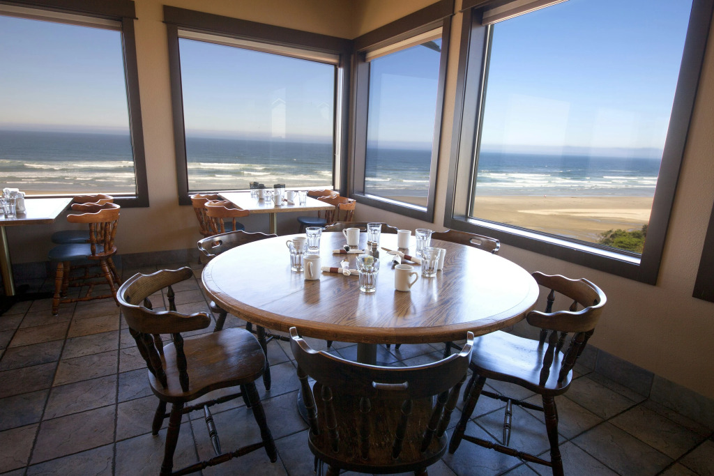 Seagrass Oceanfront Inn