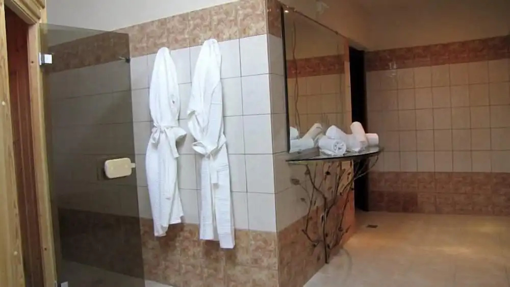 Palirria Hotel & Studios
