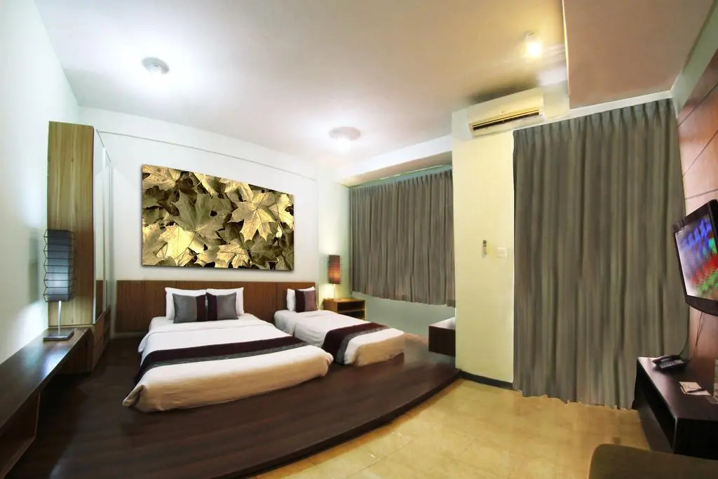 Simply Valore Hotel