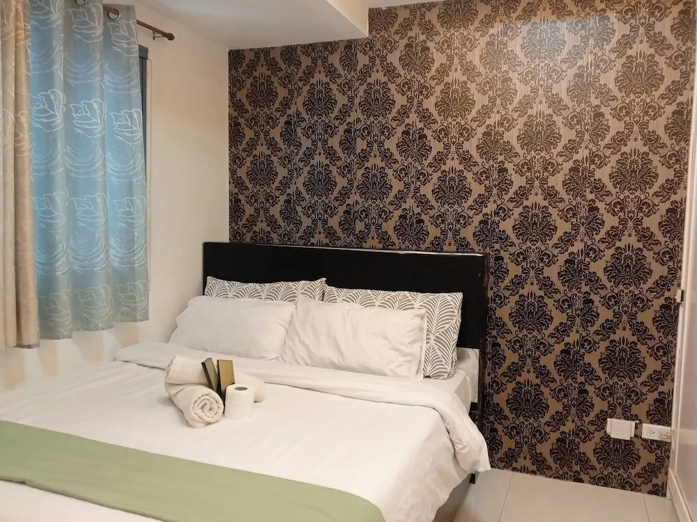 Grand Riviera Condotel Near St Lukes Medical Center