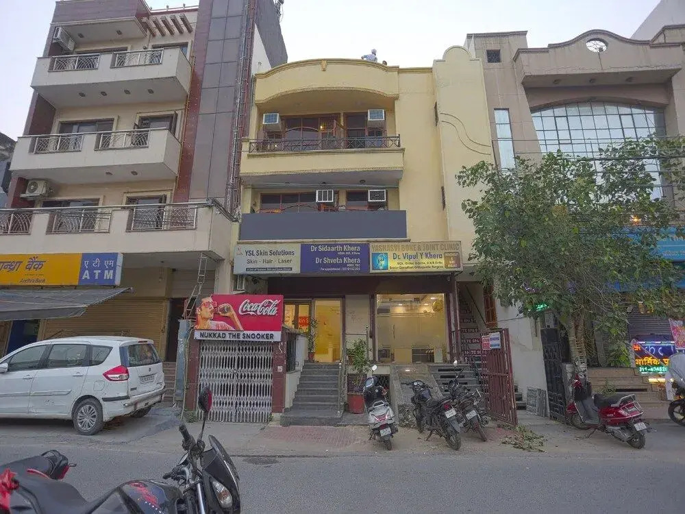 Oyo 41667 Paschim Vihar Inn