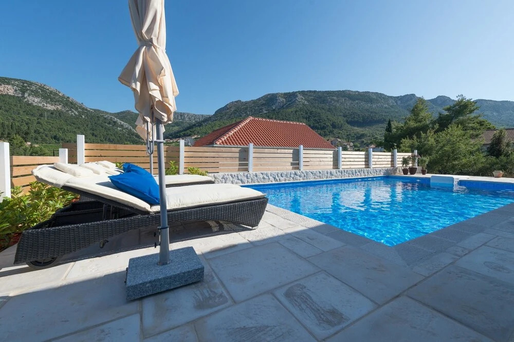 Villa With 4 Bedrooms in Pitve, With Wonderful sea View, Private Pool,