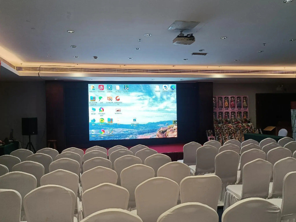Qiaodu Hotel (Jiangmen Light Rail Station)