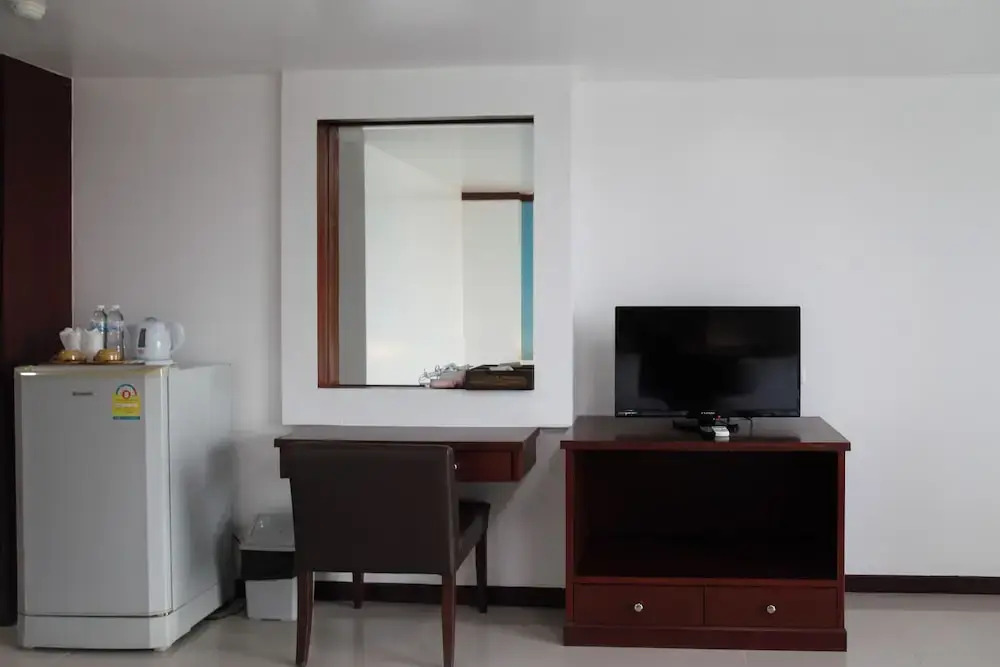 Convenient Grand Plus Hotel Suvarnabhumi