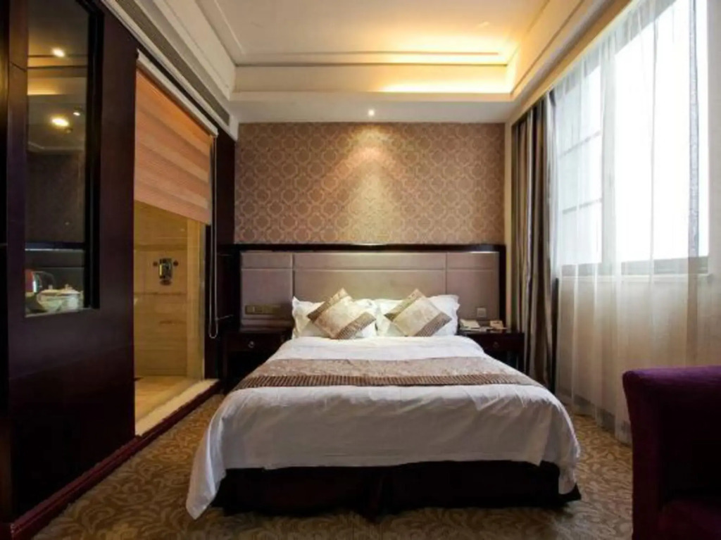 Xindu International Hotel Xinyang