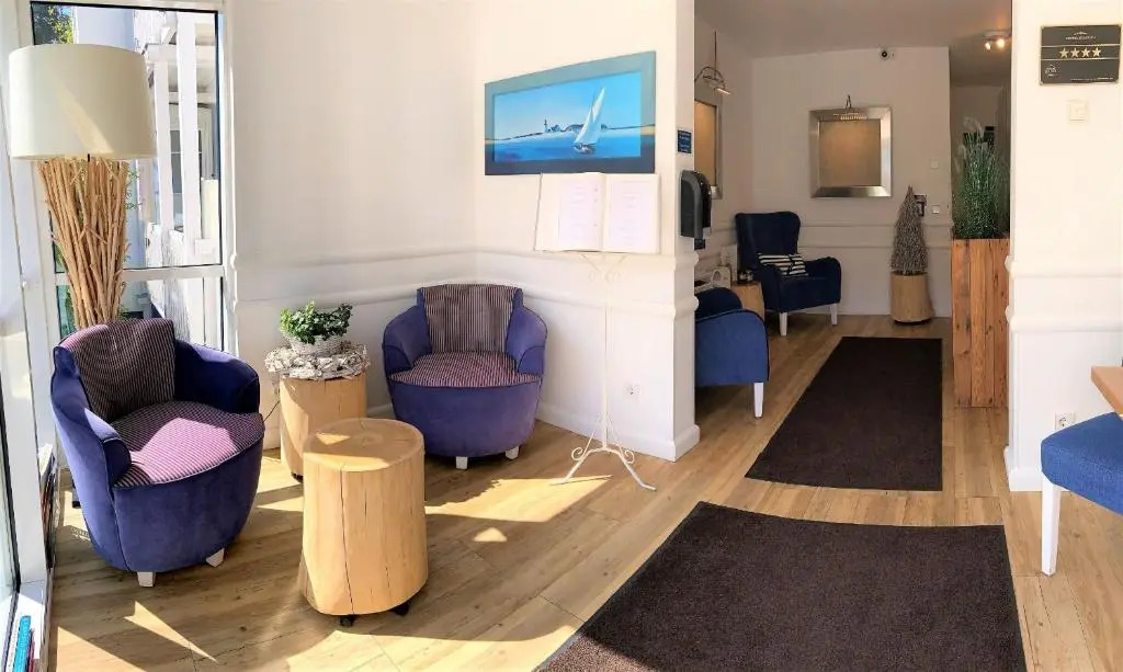 Ferienwohnung Ursula in der Villa zum Kronprinzen direkt gegenüber der Saarow Therme