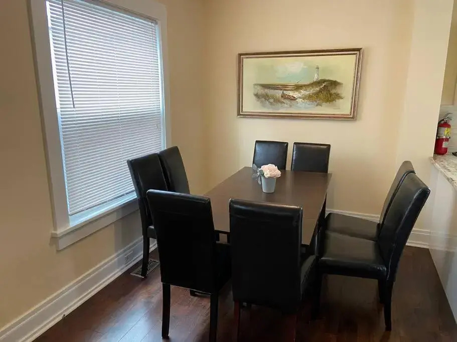 Falls Family House 5 Min walk to Casino Falls all Attractions!!
