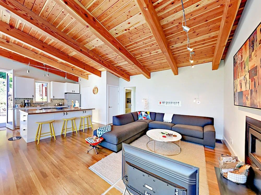 The House of Magic Madrone 2 Bedrooms 2 Bathrooms Home