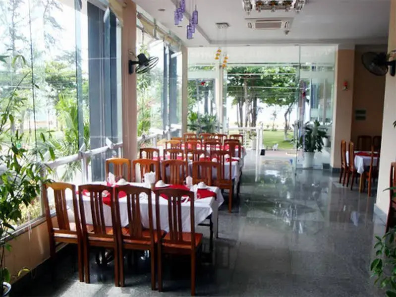 Y Linh Hotel