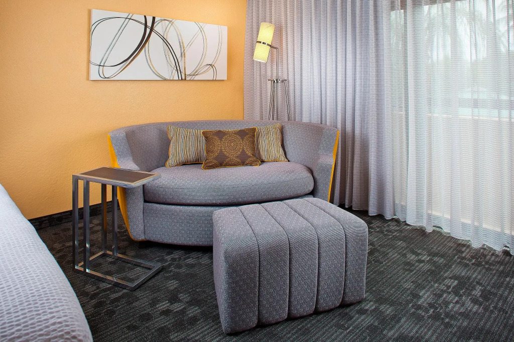 Courtyard Miami Airport West Doral