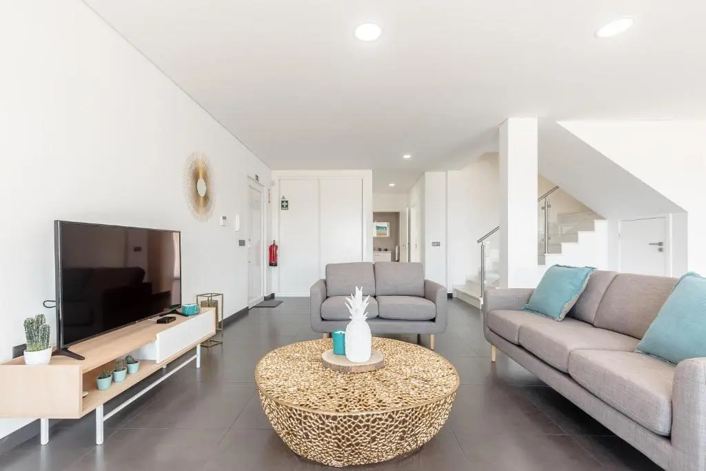 Silver Villa with ocean view