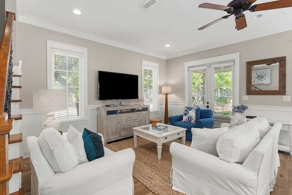 Golf Cart + Pool Access Near Baytowne & Beach Coral Starfish by Avantstay