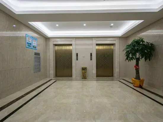 Yangjiang Guanhua Hotel (Hailing Island Dajiaowan)