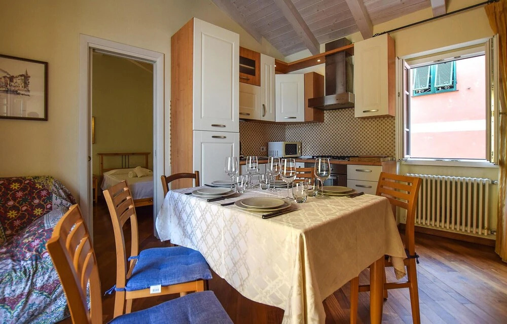 Beautiful Apartment in Imperia With 2 Bedrooms and Wifi