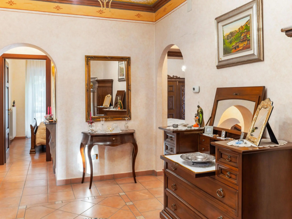 Villa in Tagliacozzo with Pool and Nature