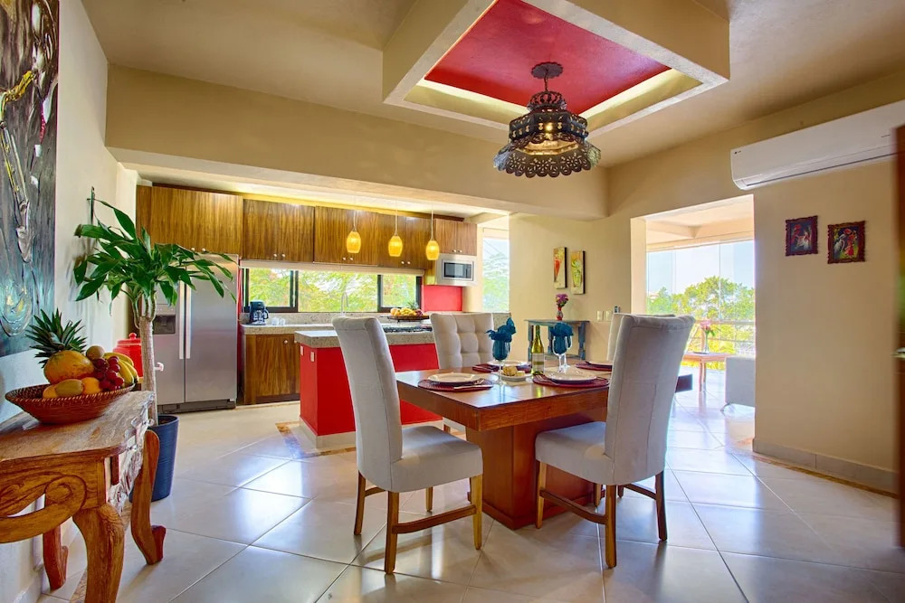 Condominios de Lujo Vista Corona