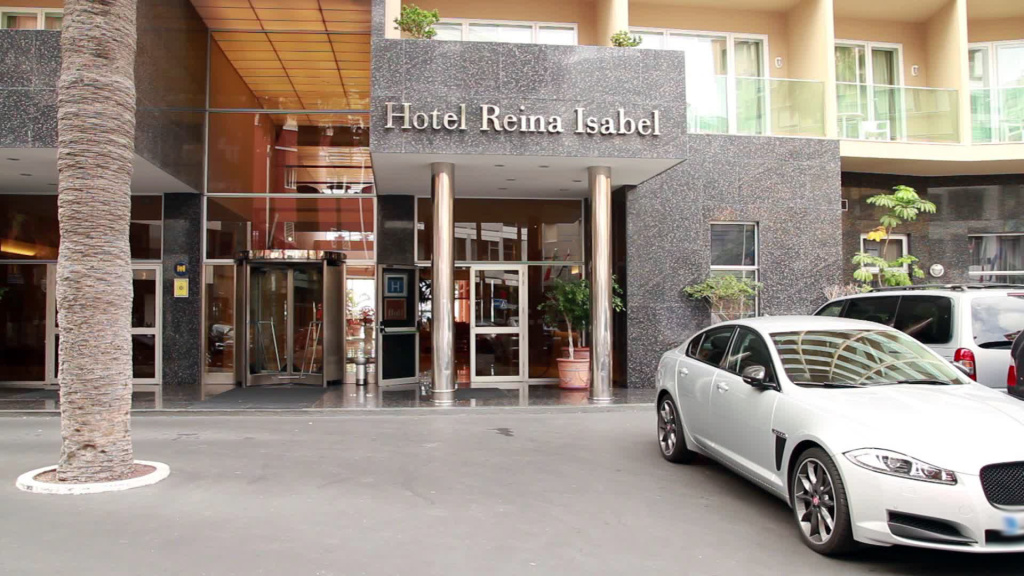 Отель Bull Reina Isabel & Spa