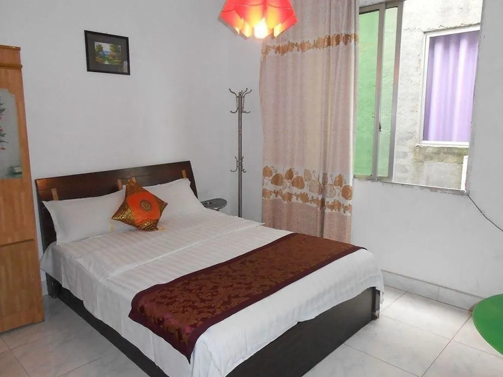 Chengdu Cosiness Home Hotel