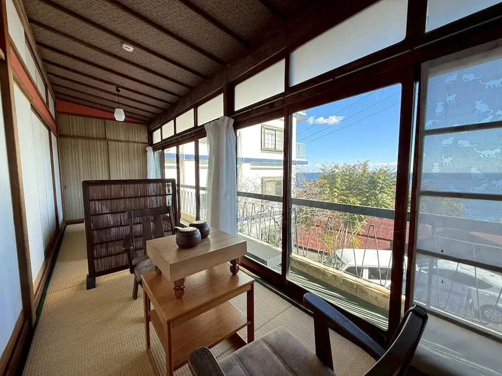 Azamian Atami