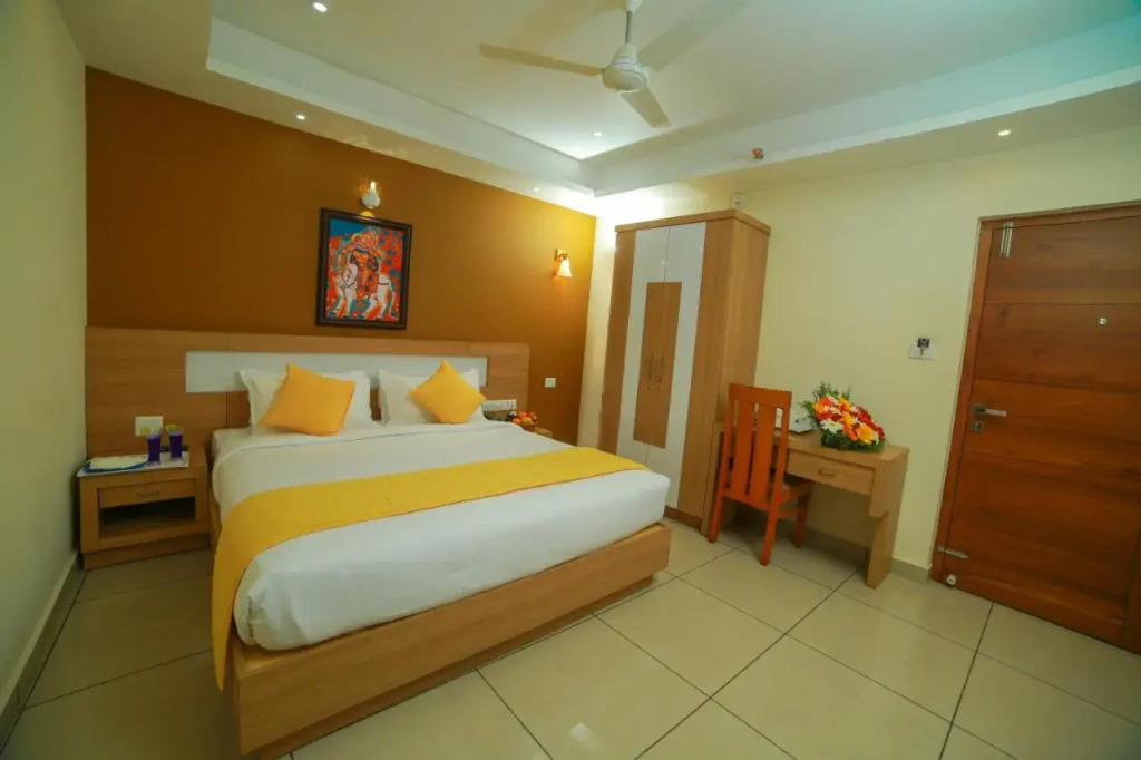 Treebo Sree Varshavilas Regency, 500 Mtrs From Guruvayoor Temple