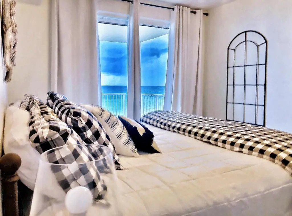 Barefoot Bliss - beachfront condo - sleeps 14