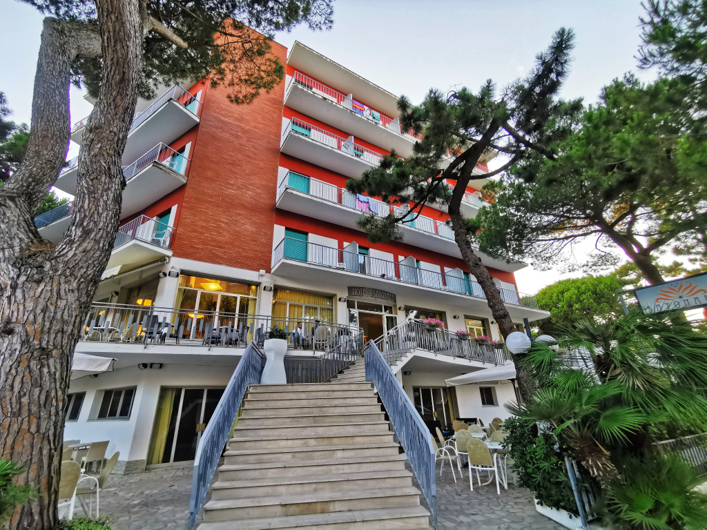 Hotel Sayonara
