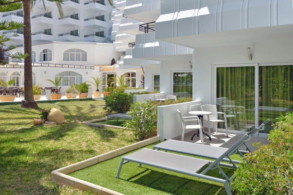 SOL by Meliá Lunamar Palmanova Apartamentos