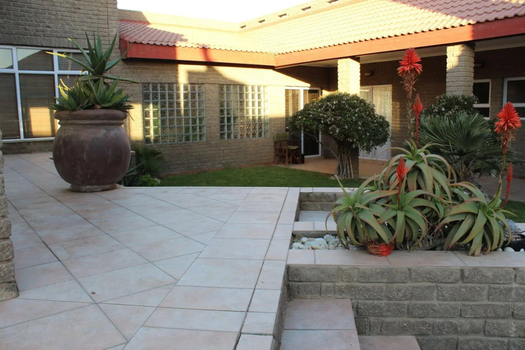 Amjicaja Guesthouse, Tours & Rentals