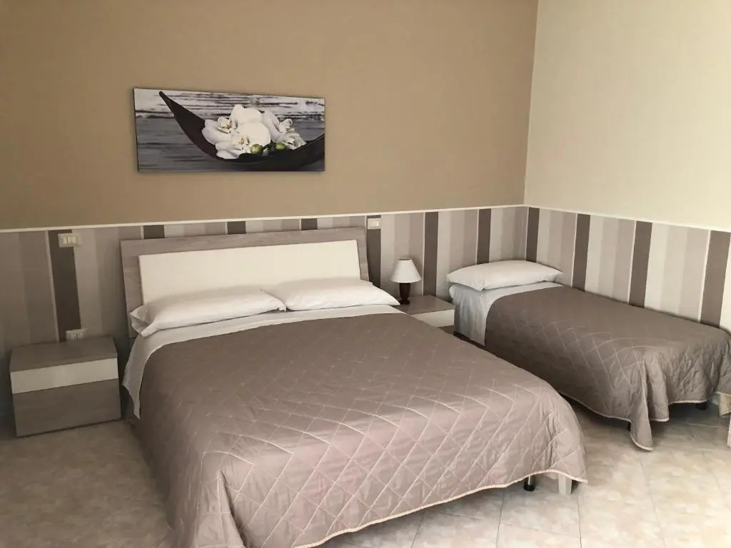 Tortora House