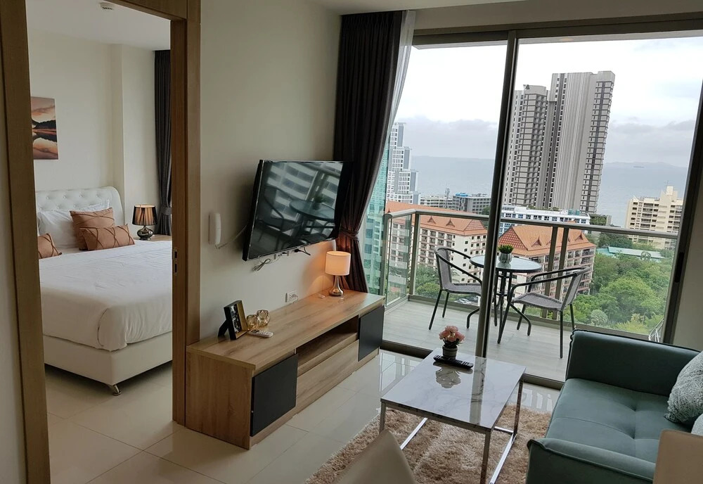 Riviera 1BR Sea View B1702