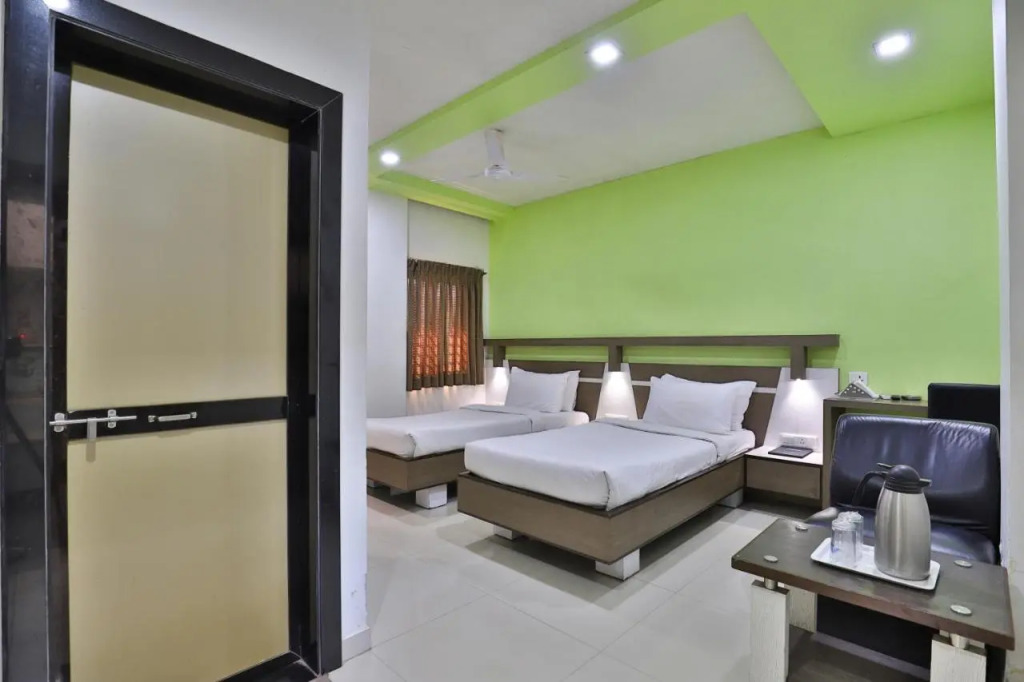 Hotel Merit