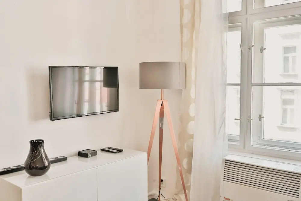 Comfortable Zizkov Apt for 6 pax easyBNB