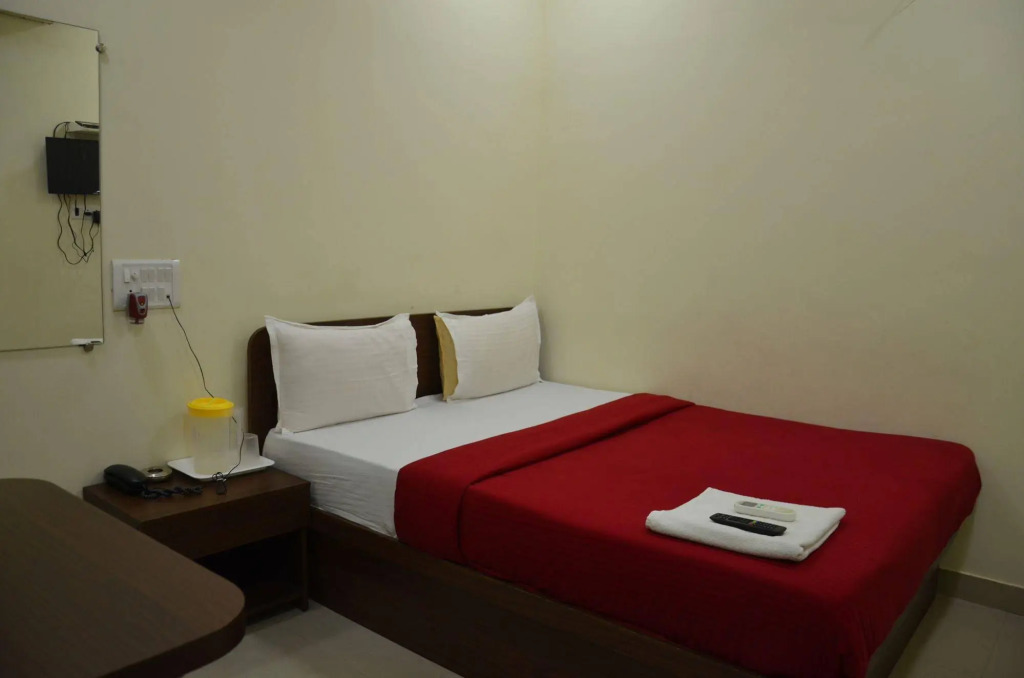 HOTEL SAI GRAND RESIDENCY