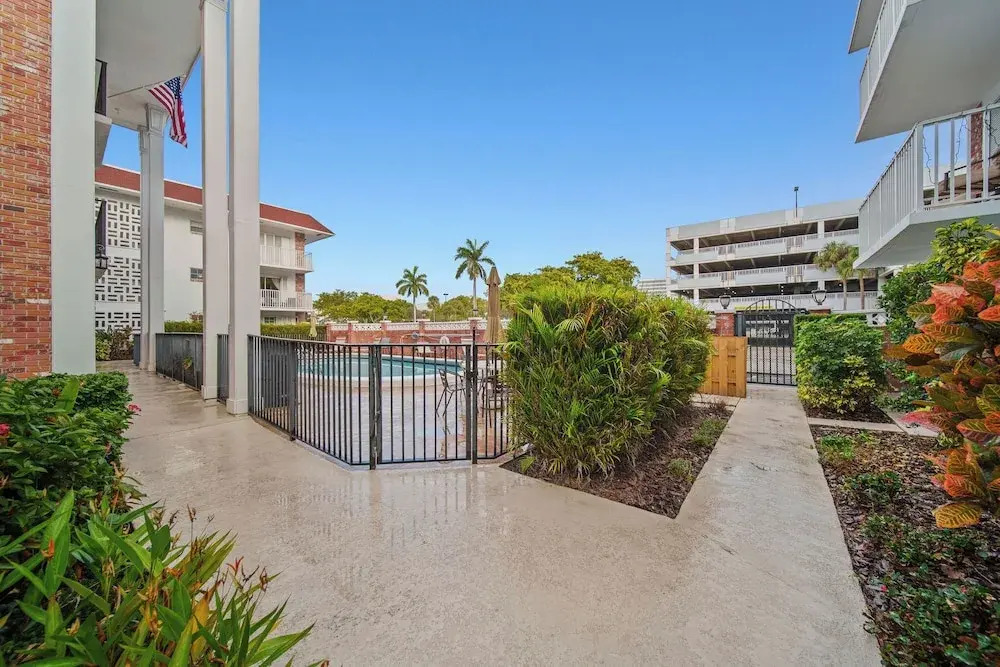 Luxe 2BR Escape Fort Lauderdale