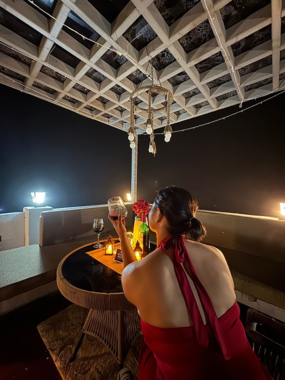 Advaya Stays - A Luxury Retreat