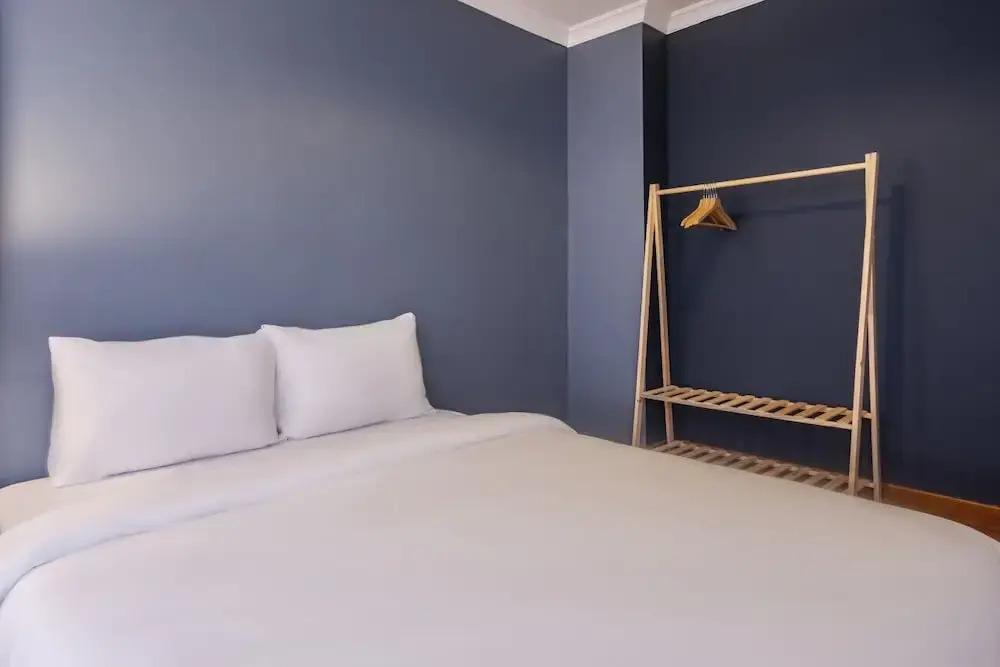 Sleek Flat Near Public Transportation in Maltepe