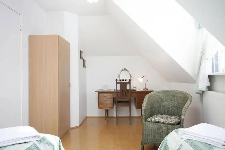 Helguhus B&B and Apartment