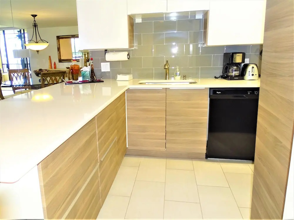 Gulf And Bay Club- B508 Beautiful Unit! 2 Bedroom Condo