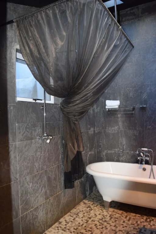 1 Bedroom Apartment in the Heart of Cape Town