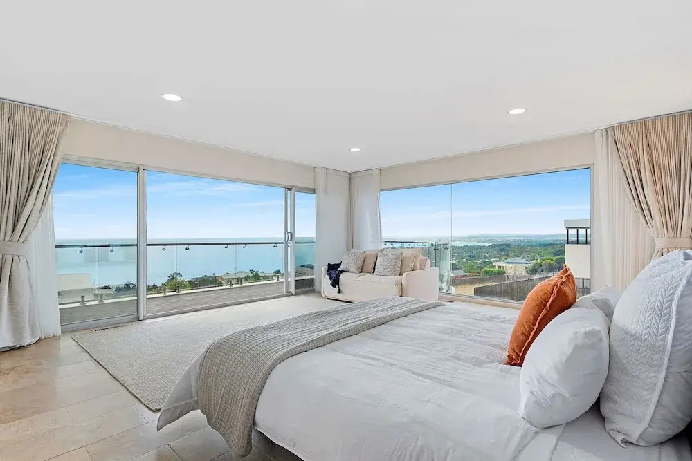 Cliffside Castle With Bay And City Views