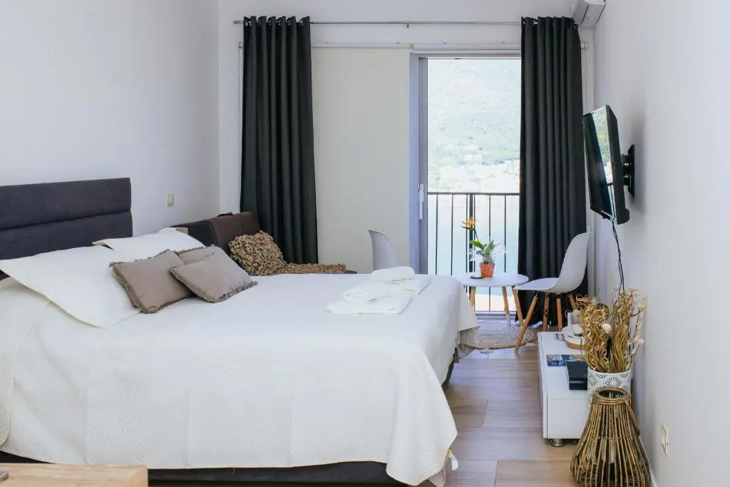Brand new studio with panorama view