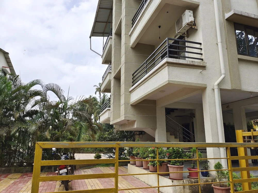 Anant Villa And Resort