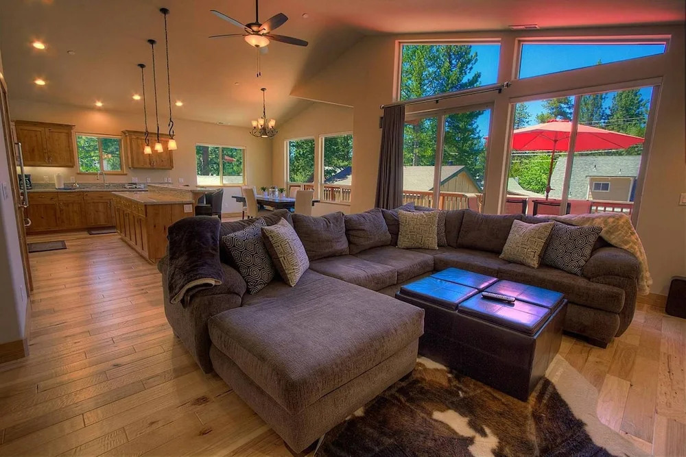 Hole in One Hideaway