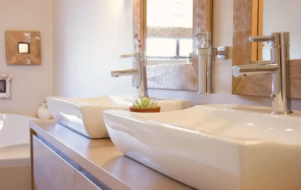 Aziza Guest House