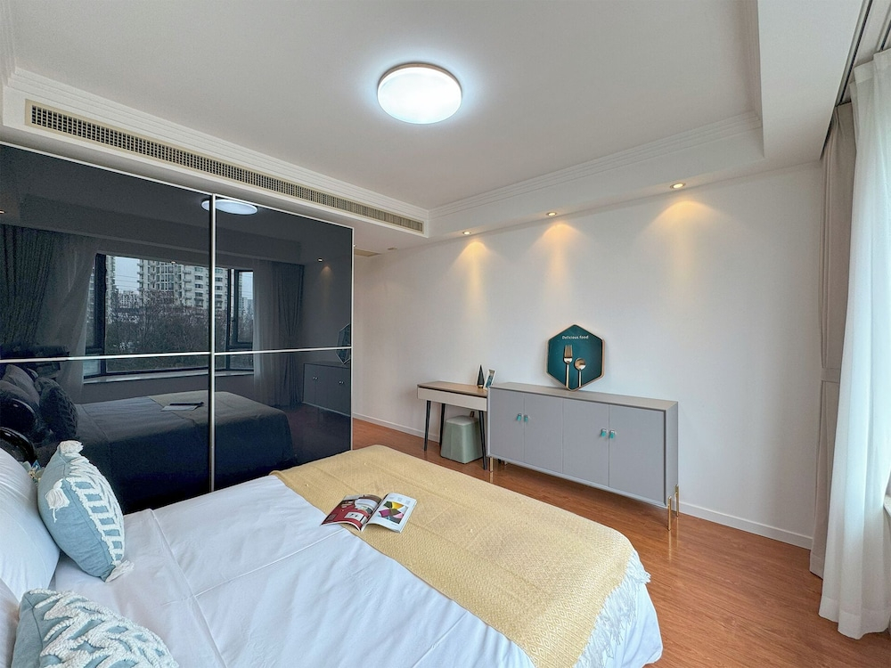 Tyms 3BR 2BA Apt  Gubei Fully Furnished