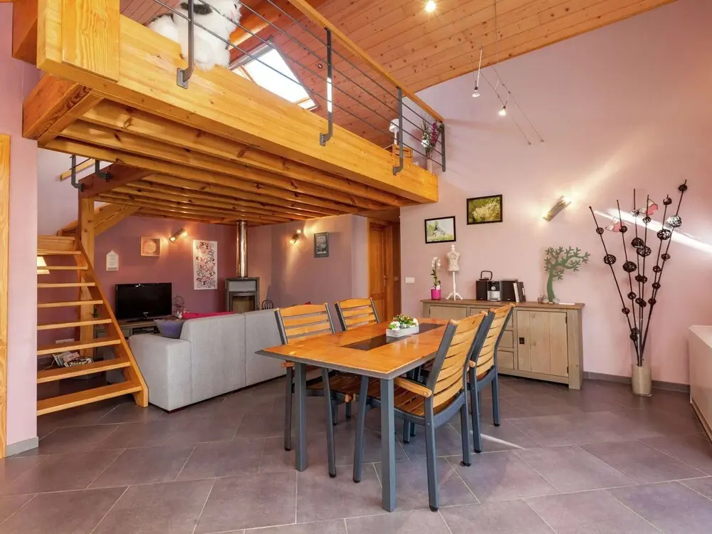 La Roche Cozy Forest Escape